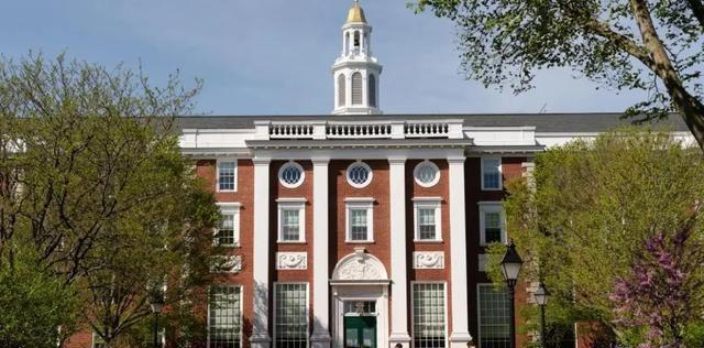 中国学生将被遣返目的曝光反噬即将到来九游会J9入口特朗普撕破脸皮！27万(图4)