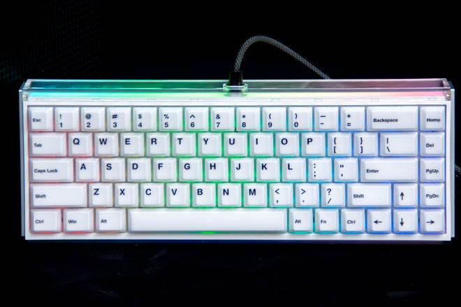 双层键帽卷出新高度AKKO RAY 68j9九游真人游戏第一平台269元两面灯箱(图3)