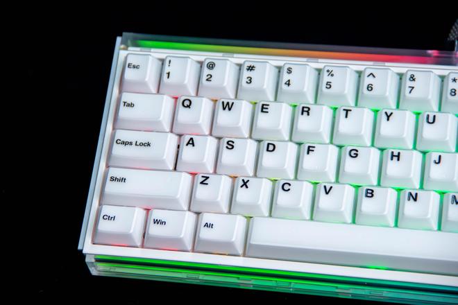 双层键帽卷出新高度AKKO RAY 68j9九游真人游戏第一平台269元两面灯箱(图5)