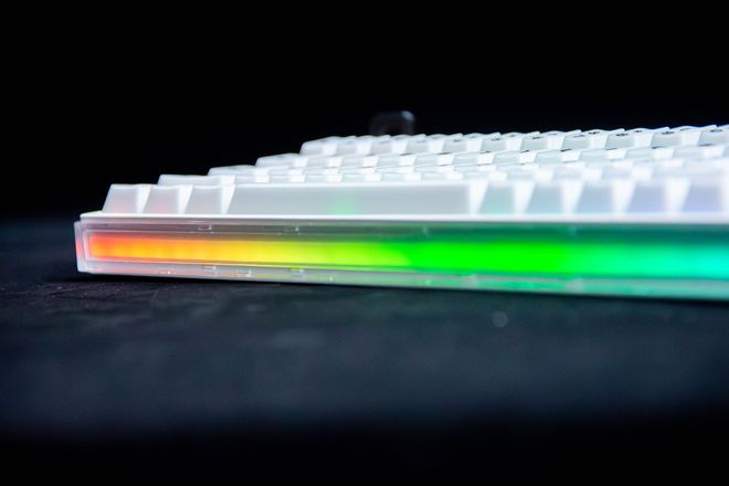 双层键帽卷出新高度AKKO RAY 68j9九游真人游戏第一平台269元两面灯箱(图1)